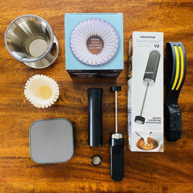 This BREO Box came with a speaker, outlet shelf, pour over coffee brewer, and more.