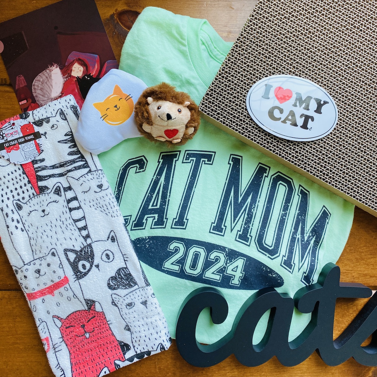 CatLadyBox Review “Cat Mom Life” May 2024